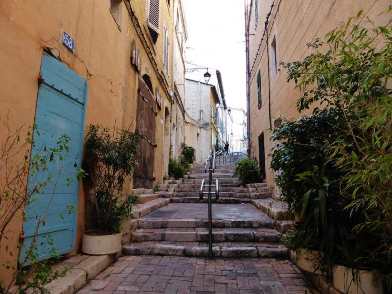 Appartement Cosy Au Coeur Du Panier Marseille Luaran gambar